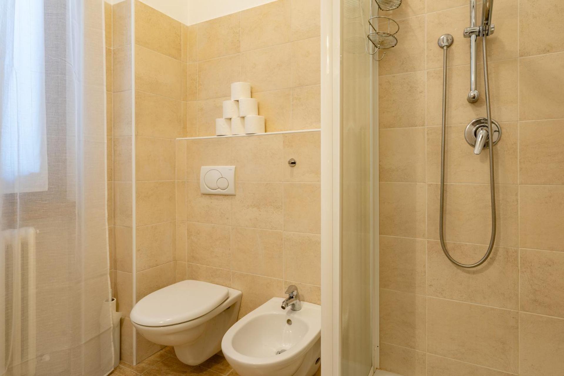 Terrazza Fucinetta Apartment Introbio Exterior photo
